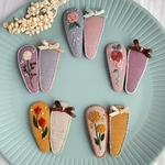 【送料無料】2個セット★キッズ・ベビー用フラワー刺繍パッチンピン