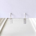 〈痛くない〉～フェイクピアス～シルバーリング×デザインフラットスクエアプレートイヤリング・イヤークリップ(両耳用)(手で調節可能)  管理No.1832