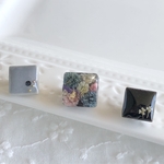 𝕜𝕦*𝕞𝕠𝕞𝕠𖦥⚘𖡡スクエア▤▥▦タイル レジン フラワー ピアス 