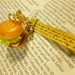 *限定再販*イヤフォンジャック(ちびバーガー×英字リボン×星)