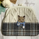 デグーの手刺繍がま口ポーチ【ブローチ取り外し可能】