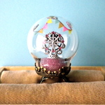 ガラスドームのちいさな遊園地　観覧車　シルバー