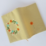 ◆◆さまオーダー作品  刺繍のブックカバー