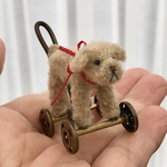 ワンちゃんのチャイルドウォーカー＊ベージュのふわふわプードル