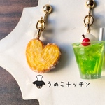 【イヤリング】　源氏パイ・クリームソーダ　ミニチュアフード 