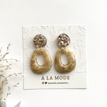 シェルマーブルピアス/イヤリング   シェルピアス　秋ピアス　揺れるピアス
