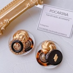 A137…thank you price♡アシンメトリー　べっ甲×ミニビンテージボタン　イヤリング　ピアス