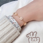 小花ビーズブレスレット