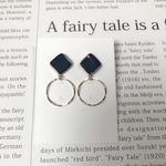 <ボタンピアス>上品なシンプルピアス