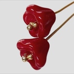 まるで椿な、ベルフラワー。12個set8×6㎜椿レッド　チェコビーズ　ベル　フラワー　花