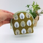 ハーフラウンド型ポーチ☆北欧風Tree&ストライプ柄（オークル）