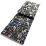 金襴織物御朱印帳　 見開き御朱印帳　B5サイズ　18x26cm ウィリアムモリス　William Morris 『いちご泥棒』　金襴生地　金襴御朱印帳　御朱印帳　桐生織物