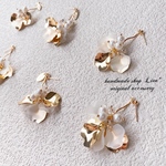 white×gold 花びら ピアス/イヤリング