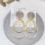  ツイード　きらきら　ビジュー　ゴールド　淡水パール　ピアス