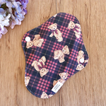 【テディベア🧸】韓国🇰🇷オーガニックコットンの布ナプキン　Sサイズ　赤黒チェック柄　温活　妊活　産後　防水　冷えとり　マタニティ　くま　クマ