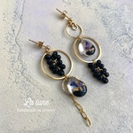 人気♡秋冬♡ちょっぴり大人な粒ブラックとミニ雫のアシンメトリーピアス（ アレルギー対応 樹脂ピアスイヤリング ）