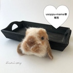 usoppu-mama様専用オーダー うちの子シリーズ うさぎのブローチ(お月様組) 羊毛フェルト