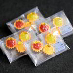 [菓子コーナー]フルーツタルト3種[ミニチュアフード ・ドールハウス]