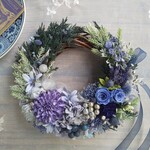 Jolie botanique＜Bleu royal＞＊ハーフムーンリース＊プリザーブドフラワー＊お花＊ギフト＊結婚祝い＊新築祝い＊お誕生日祝い＊フラワーギフト＊クリスマス＊秋冬
