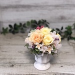 プリザーブドフラワーアレンジ　柔らかい黄色系　フラワー　フラワーギフト　枯れないお花　お祝