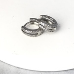 ラインストーン付き　小ぶり　フープピアス