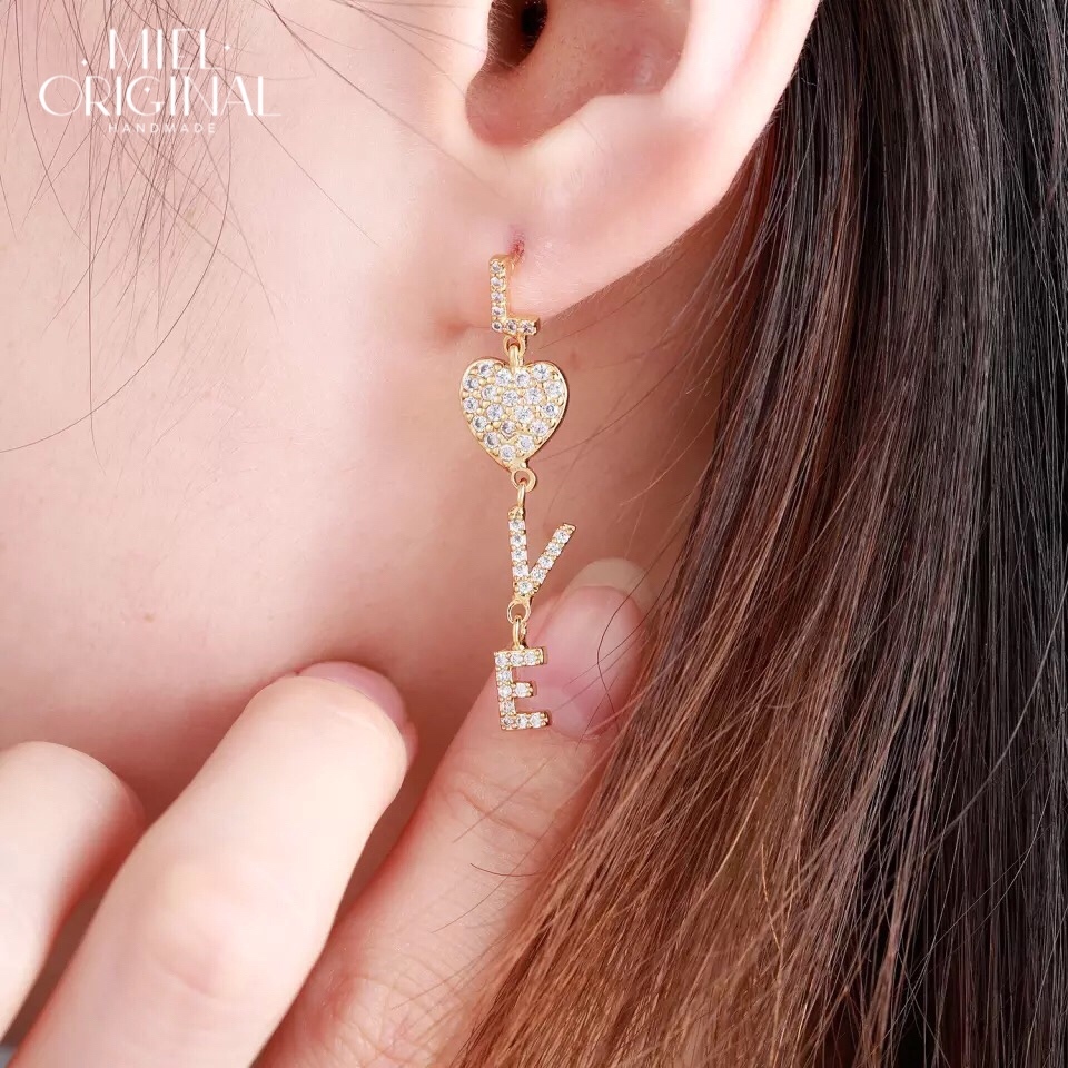 名入れ♡フープピアス✨イニシャル✨カスタムピアス 名前入りゴールド