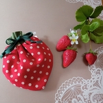 小さいいちご巾着 リバーシブル