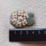 アジサイのヘアゴムorブローチ(ホワイト)＊ビーズ刺繍＊
