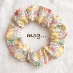 Betsy❁⃘YELLOW Flower猫シュシュ首輪