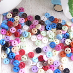 ☆100個【#528 】4mm　ボタン シンプル　カラフル　手芸