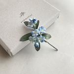 染め花　勿忘草のブローチ