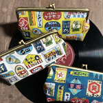 昭和レトロな看板柄 がま口ポーチ