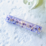 お花の薄紫色のヘアクリップ