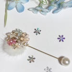  【色違い再販】お花が可愛いミンクファー付きピンブローチ