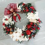 クリスマスリース( 23cm)＊赤りんごのホワイトクリームガーデン(M)＊フラワーリース・ウィンターリース・ガーデンリース・アップルリース ・あじさいリース
