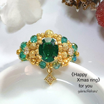 【ご予約】宝石質　スワロフスキー　リング  《エメラルドの伝説》クリスマス【ビーズアクセサリー】ビーズ・ビーズリング・新作