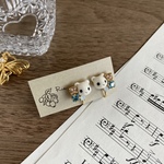 SALE◇白くまとビジューピアス/イヤリング
