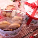 ☆数量限定販売☆クリスマス缶(大)☆冬のケーキ「カカオケーキ」も入ってます♪カカオ・栗・りんご