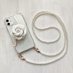 iPhoneケース　スマホソケット　パールチェーン　スマホショルダー　フラワー　ホワイト　スマホグリップ　スマホリング