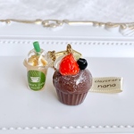 【キーホルダー】カップケーキとキャラメルフラペチーノ