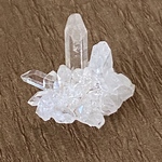 ネパール マカル(マカルー)産 水晶クラスター