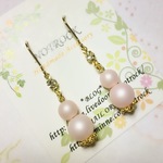 【送料無料】パステルビーズとクリスタルのピアス（カラー：ゴールド&パステルピンク）