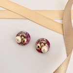 ビジューのドライフラワーボタンピアス/イヤリング✨