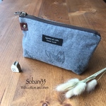 小鳥と草花の刺繍 ウールのファスナーポーチ　本革カシメタイプ