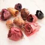 【素材販売】本物のミニバラのチャーム(10個)