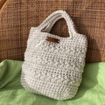 【送料無料】お花模様の手編みバッグ　毛糸のバッグ　スター　花