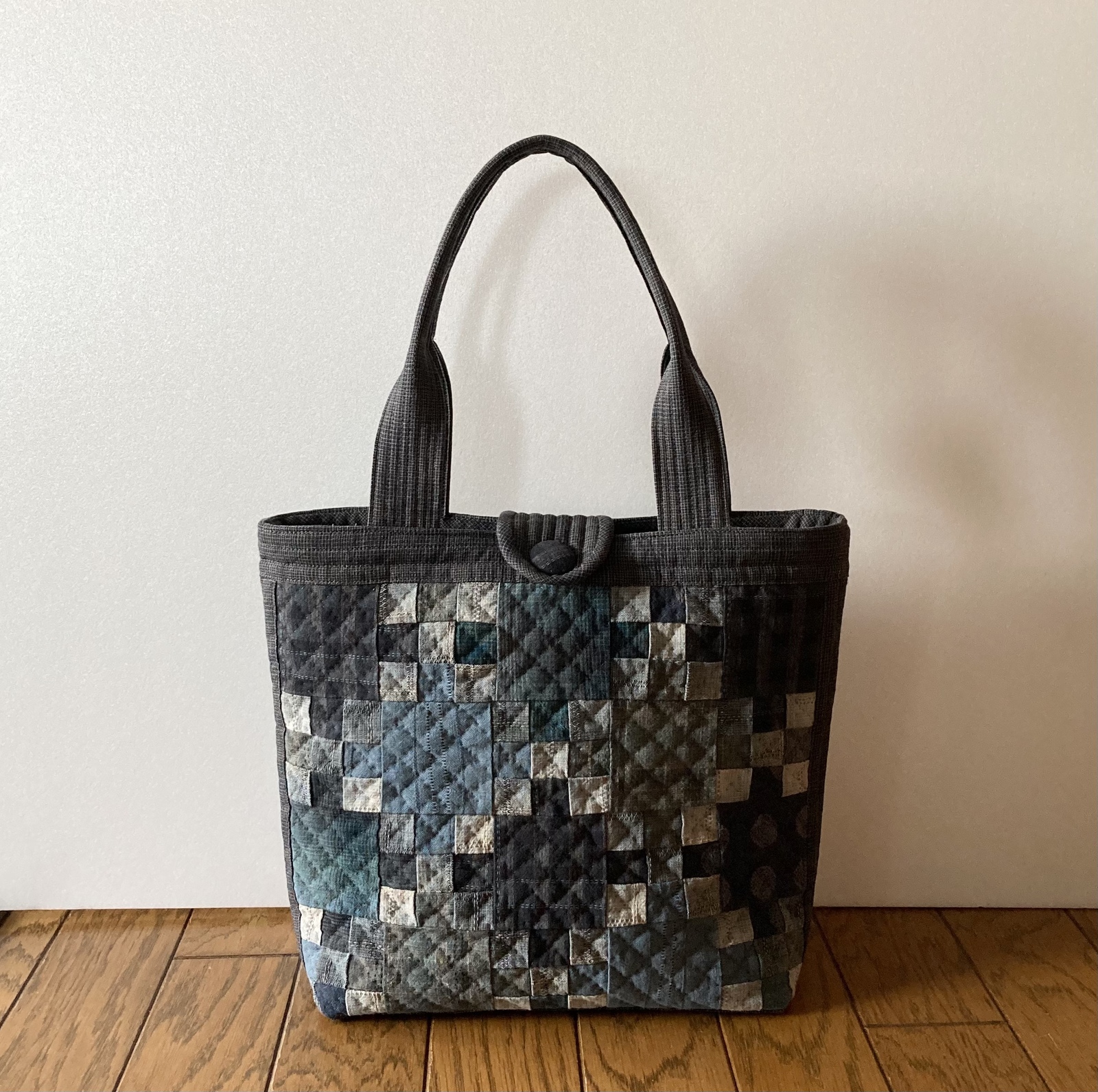 パッチワークキルトバッグ - lilla＊GALLERY | minne 国内最大級