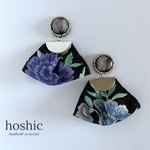 インド刺繍リボン 花 フラワー ブルー シルバー ビーズ刺繍 サージカルステンレスピアス / イヤリング