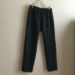 圧縮ウールニットCGで作ったテーパードパンツ