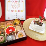 特別なセット　1歳専用おせち離乳食（12か月～）＆1歳専用Xmasケーキセット